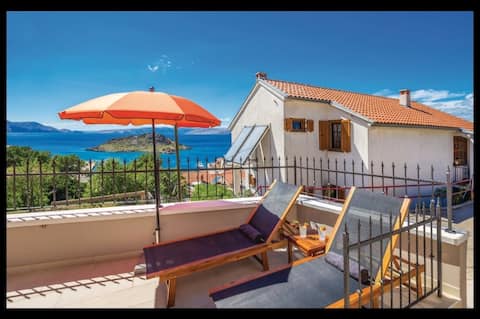 Stylish holiday home Lorena