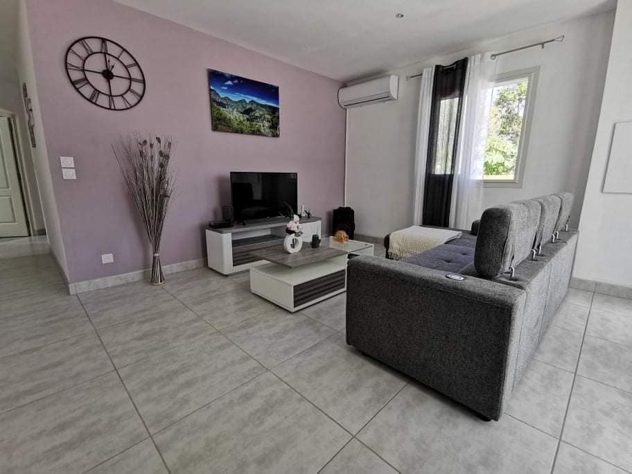 Successful Airbnb property: VILLA DES COCOS in Saint Louis