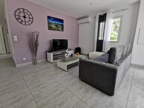 Successful Airbnb property: VILLA DES COCOS in Saint Louis