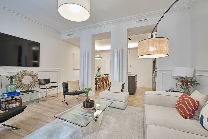 Newly Renovated Design apartment gallery image 4