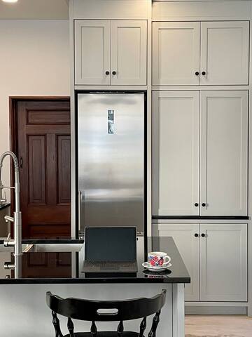 “The Cottage” Downtown Denver gallery image 3