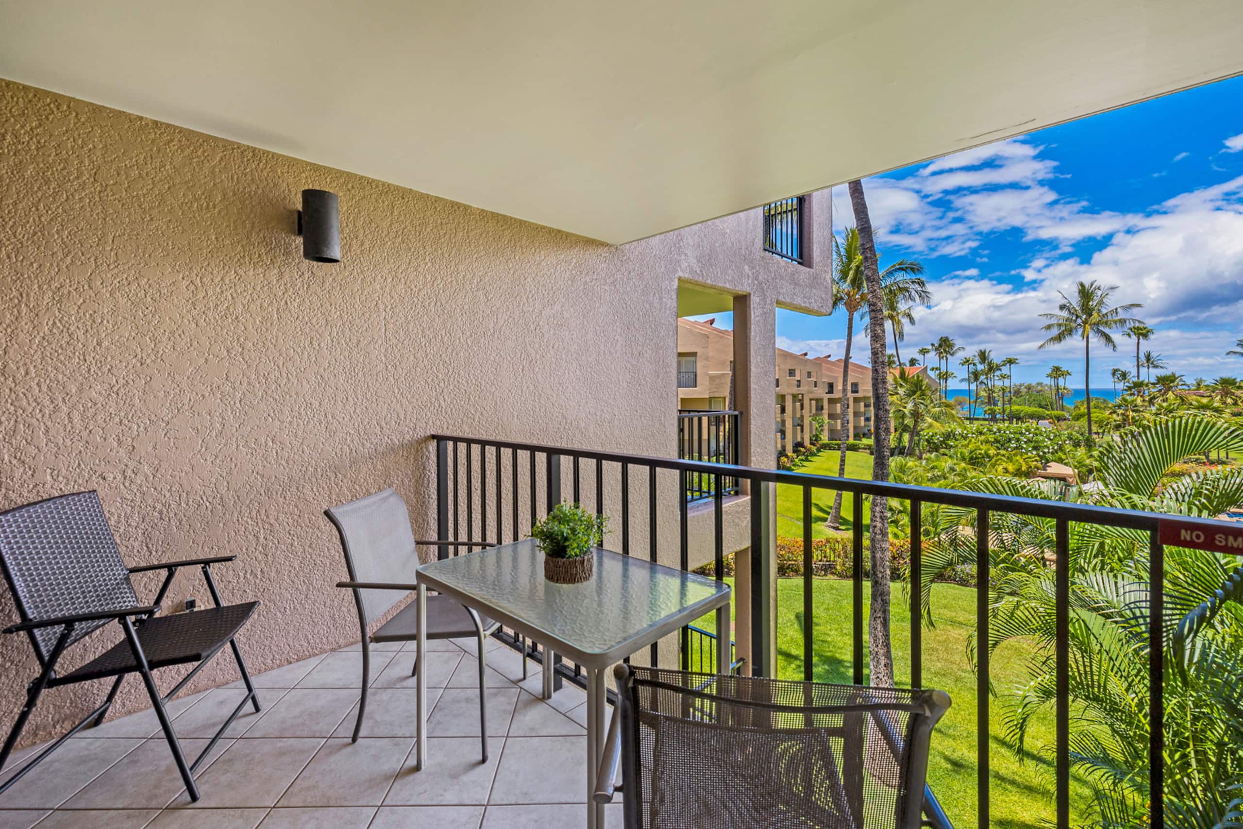 Condo in Kihei · ★4.94 · 2 bedrooms · 4 beds · 2 shared baths - Image 25