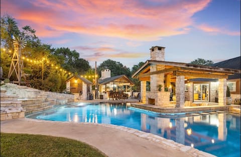 Texas Pool House Escape - Events, Pond, Hot Tub