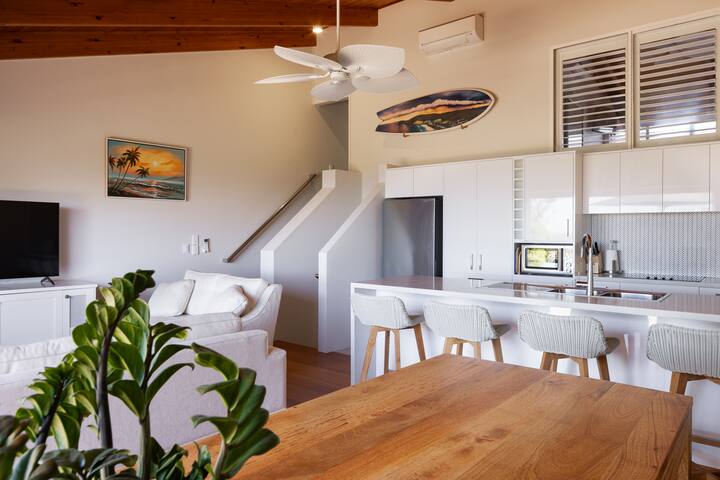 Balmy Palms | Boomerang Beach gallery image 2