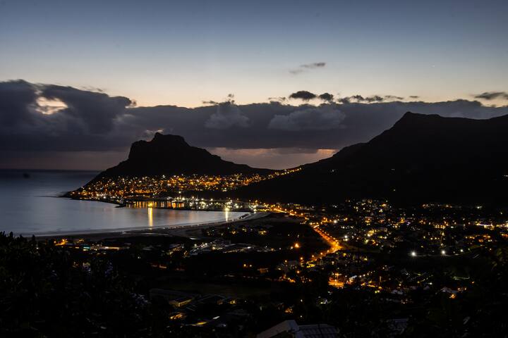 2 sea-facing cottages with never-ending views gallery image 4