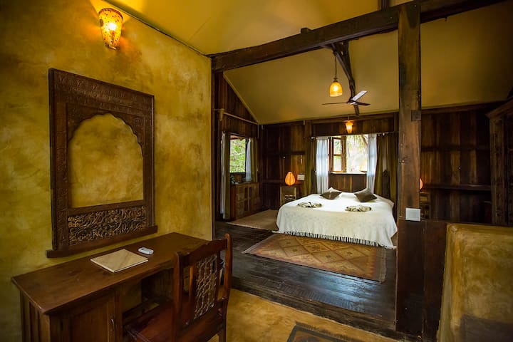 Mango Tree House_Raj Luxury