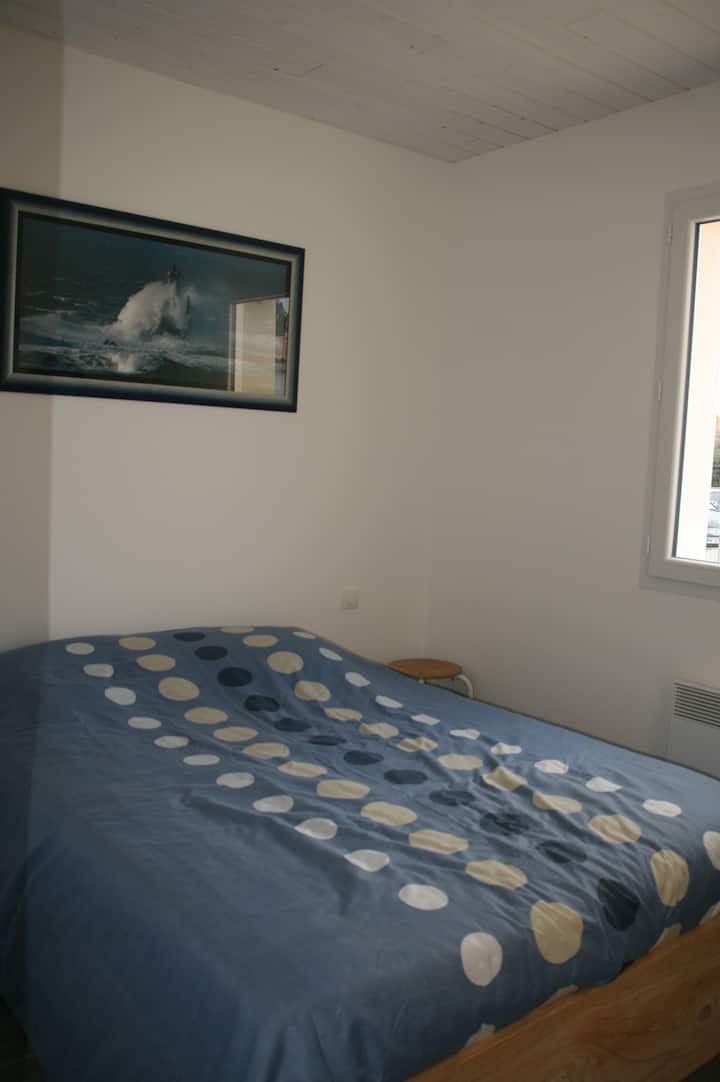 غرفة النوم 2