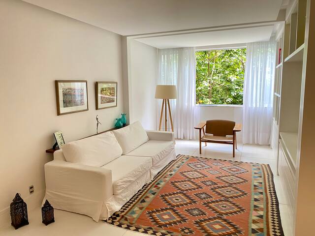 Belíssimo apartamento no coração de Ipanema