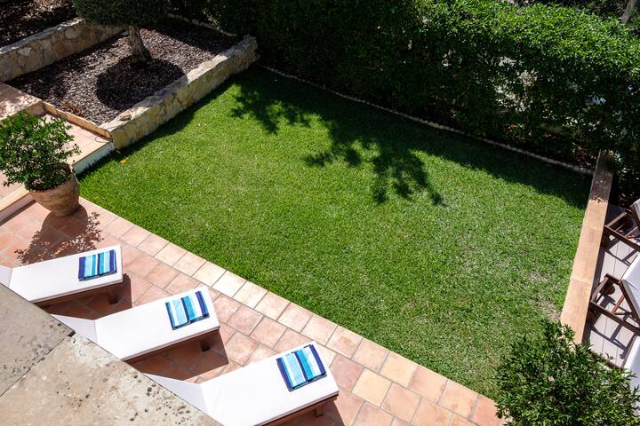 Nice villa Marpessa in Portals Nous with pool gallery image 3