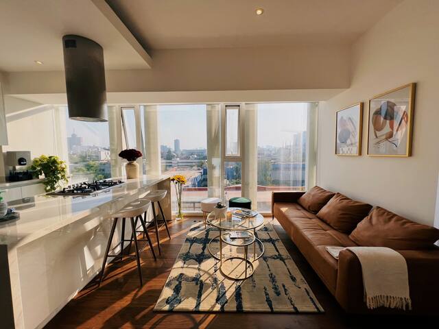 Stunning luxury apt breathtaking 360º city view