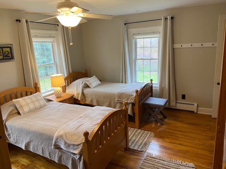 Ორსართულიანი სახლი