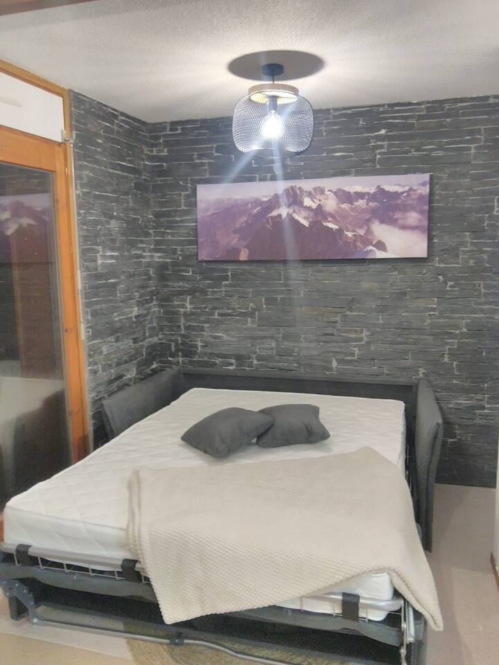 Спалня