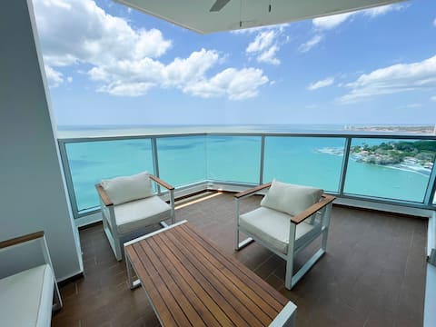 Top Floor Beachfront Bliss Royal Palm- Views!