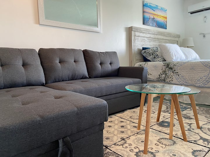 Baha Breeze - Home Away From Home - Freeport