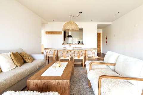 Top Airbnb: PEÑON DE ARELAUQUEN - Dept 3 rooms - Lake View in San Carlos De Bariloche