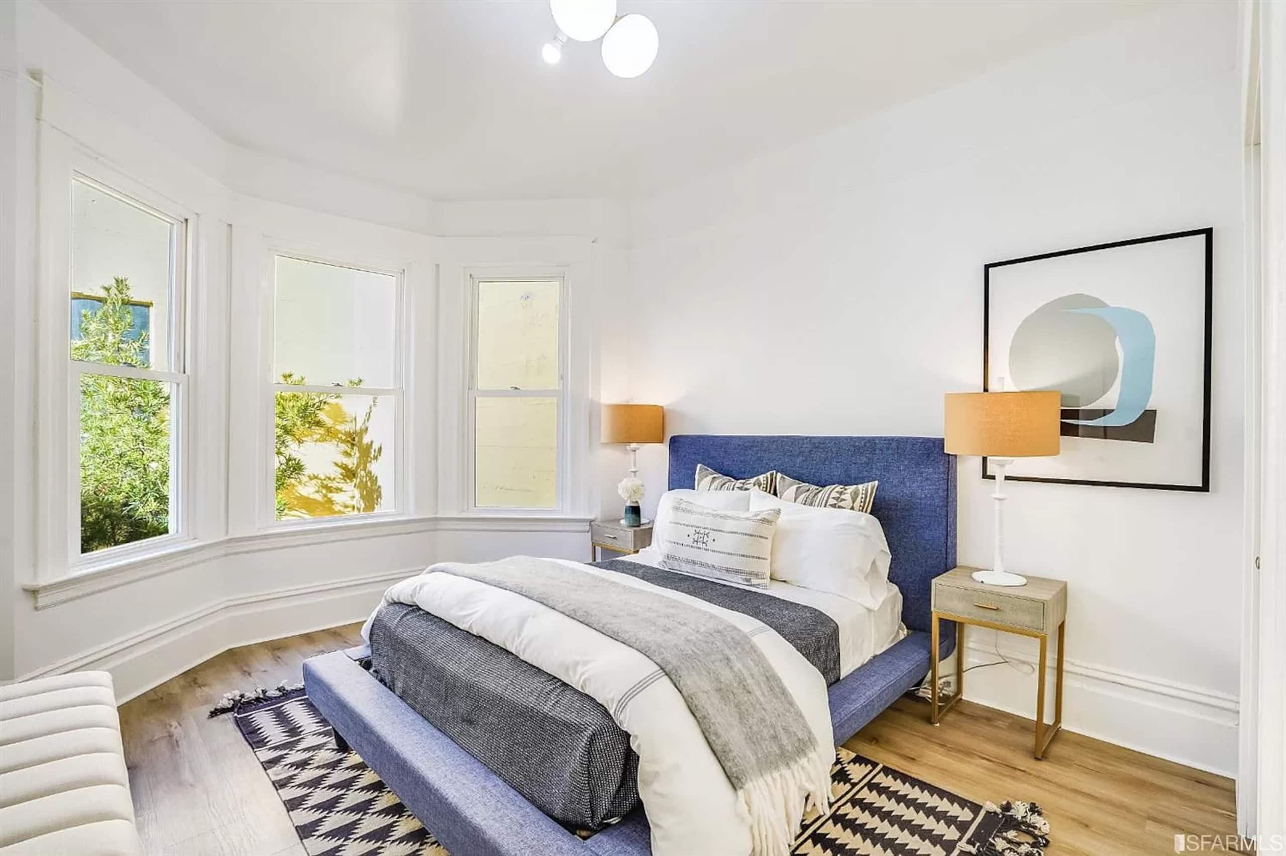 Condo in San Francisco · ★4.71 · 3 bedrooms · 3 beds · 1.5 baths - Image 14