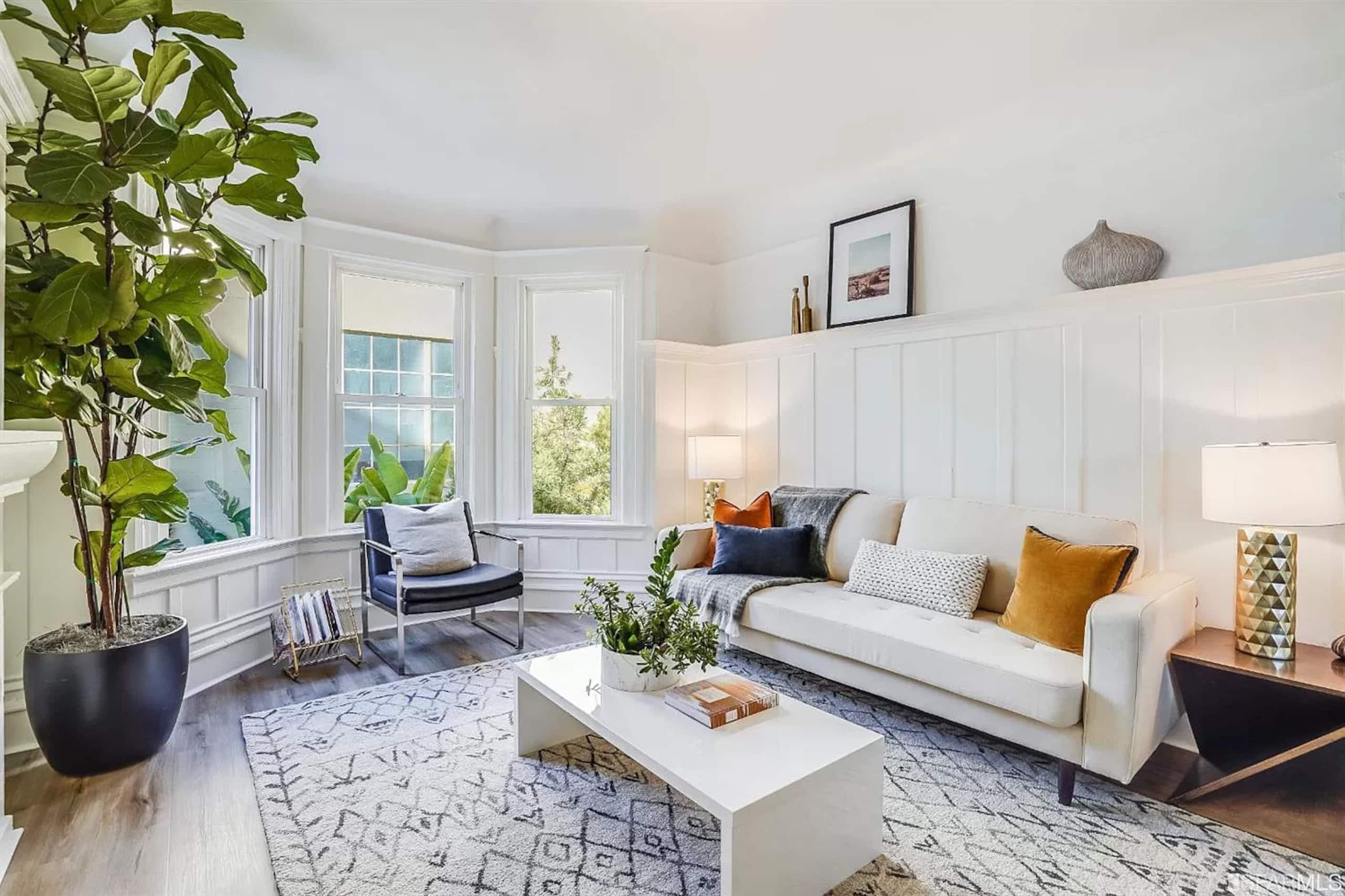 Condo in San Francisco · ★4.71 · 3 bedrooms · 3 beds · 1.5 baths - Image 5