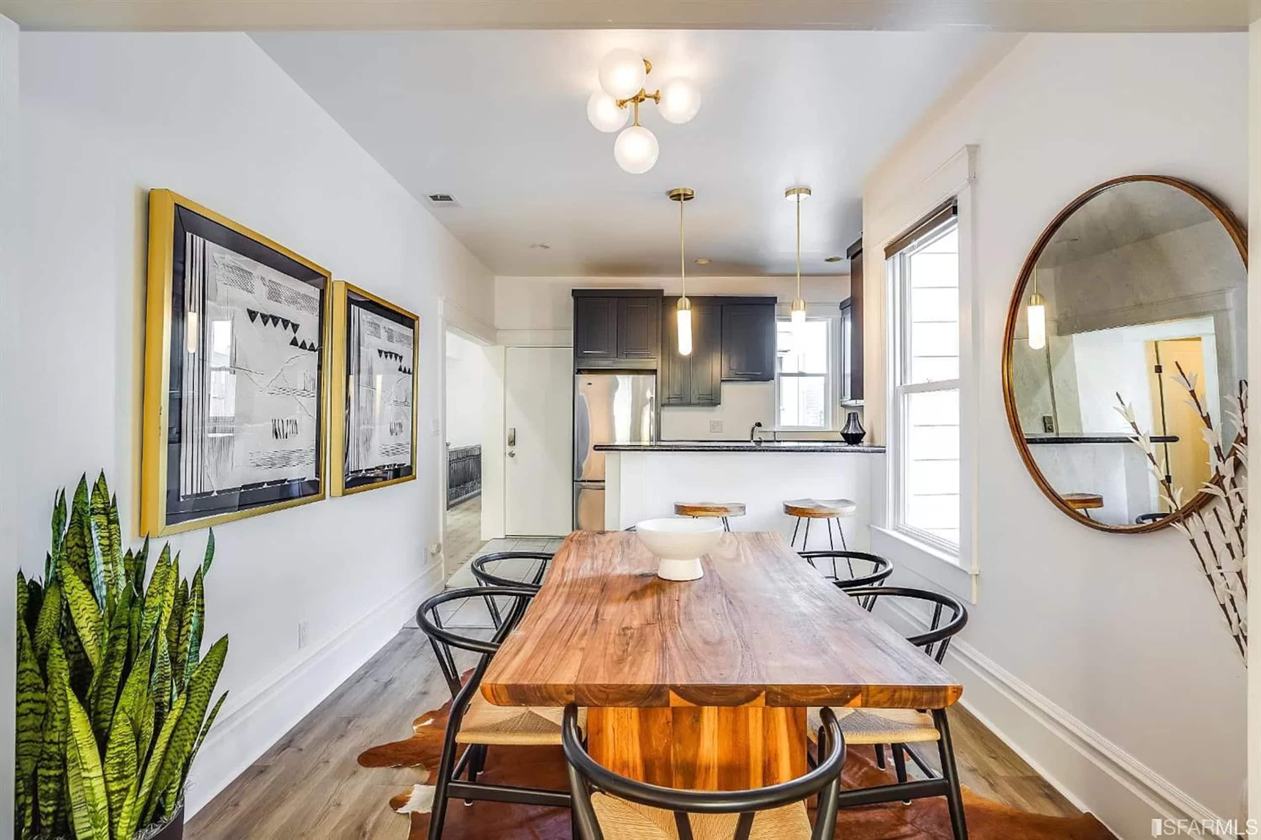 Condo in San Francisco · ★4.71 · 3 bedrooms · 3 beds · 1.5 baths - Image 9