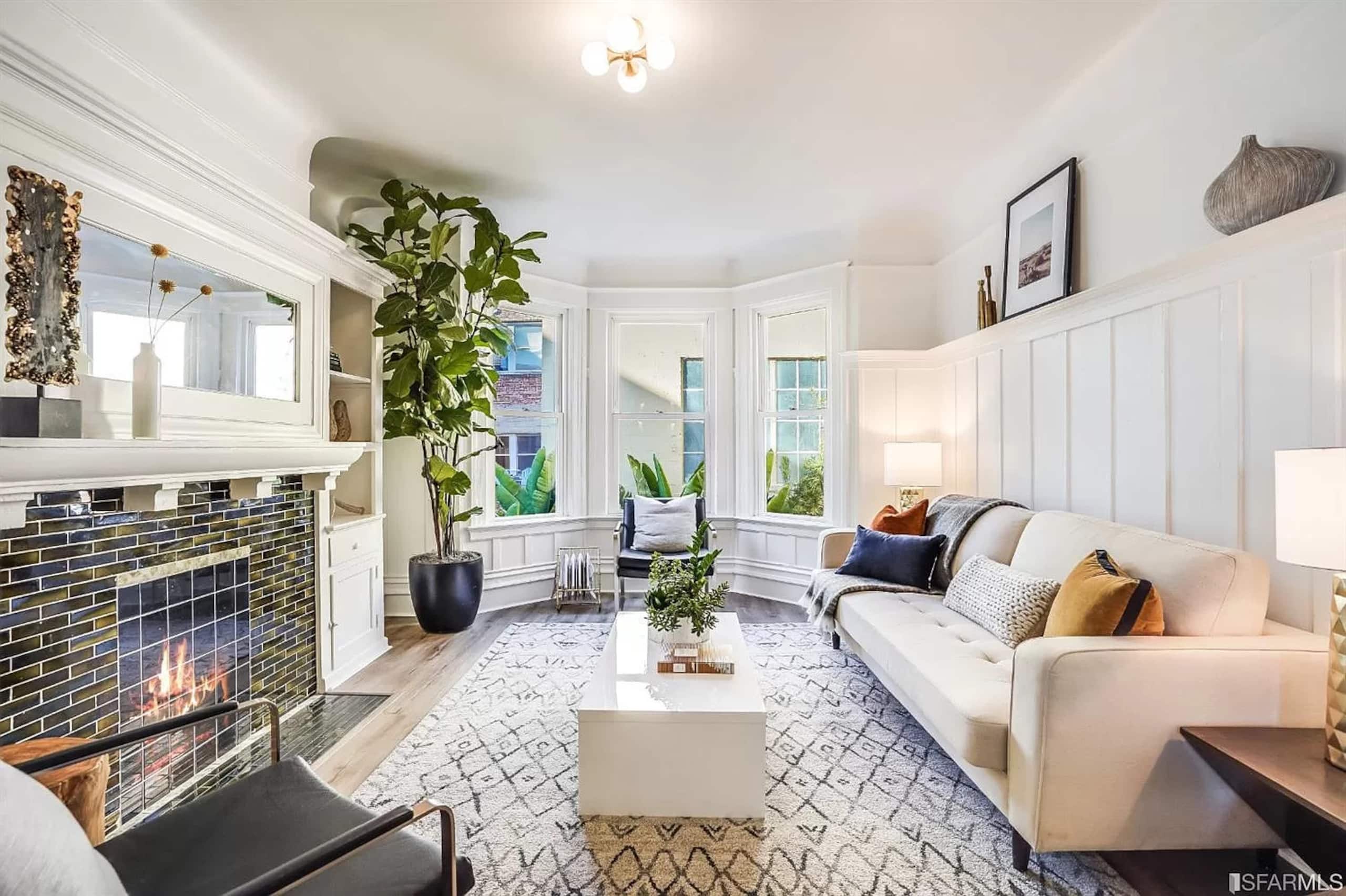 Condo in San Francisco · ★4.71 · 3 bedrooms · 3 beds · 1.5 baths - Image 2