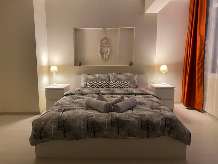 Lovely & comfortable bedroom