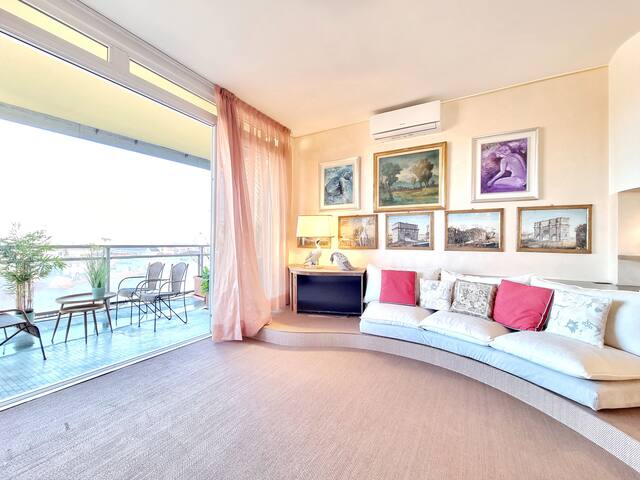 MILANO SKYLINE LUXURY APARTMENT gallery image 5