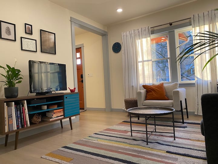 Sunset Porch House - Inner Se Portland - Portland, OR