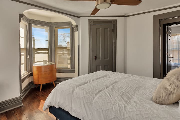 Harbor views from your Queen bed