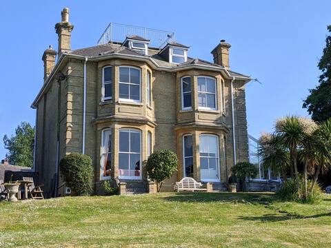 Victorian Villa character 6 bedroom detached home
