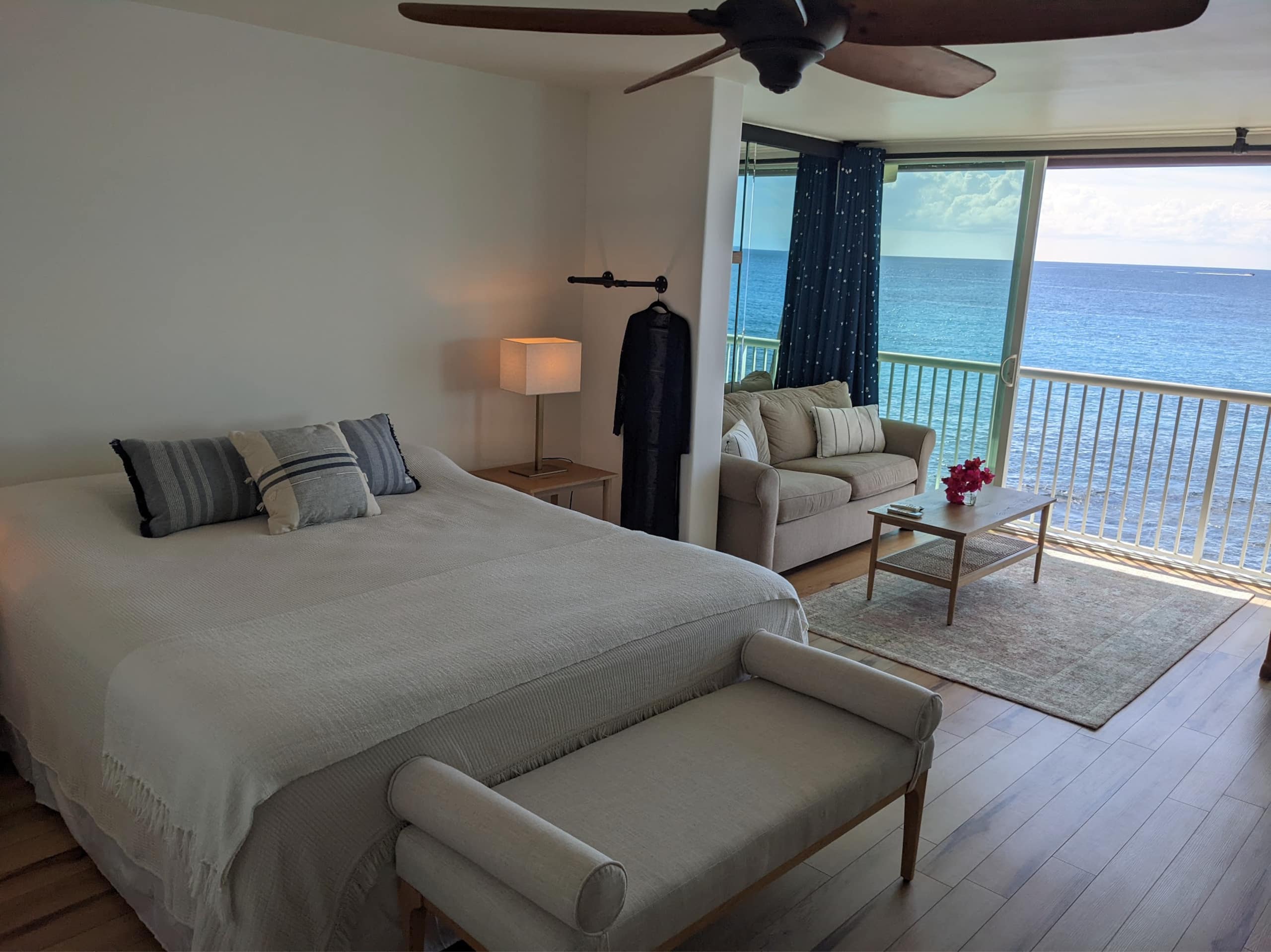 Condo in Kailua-Kona · ★4.98 · Studio · 2 beds · 1 bath - Image 4