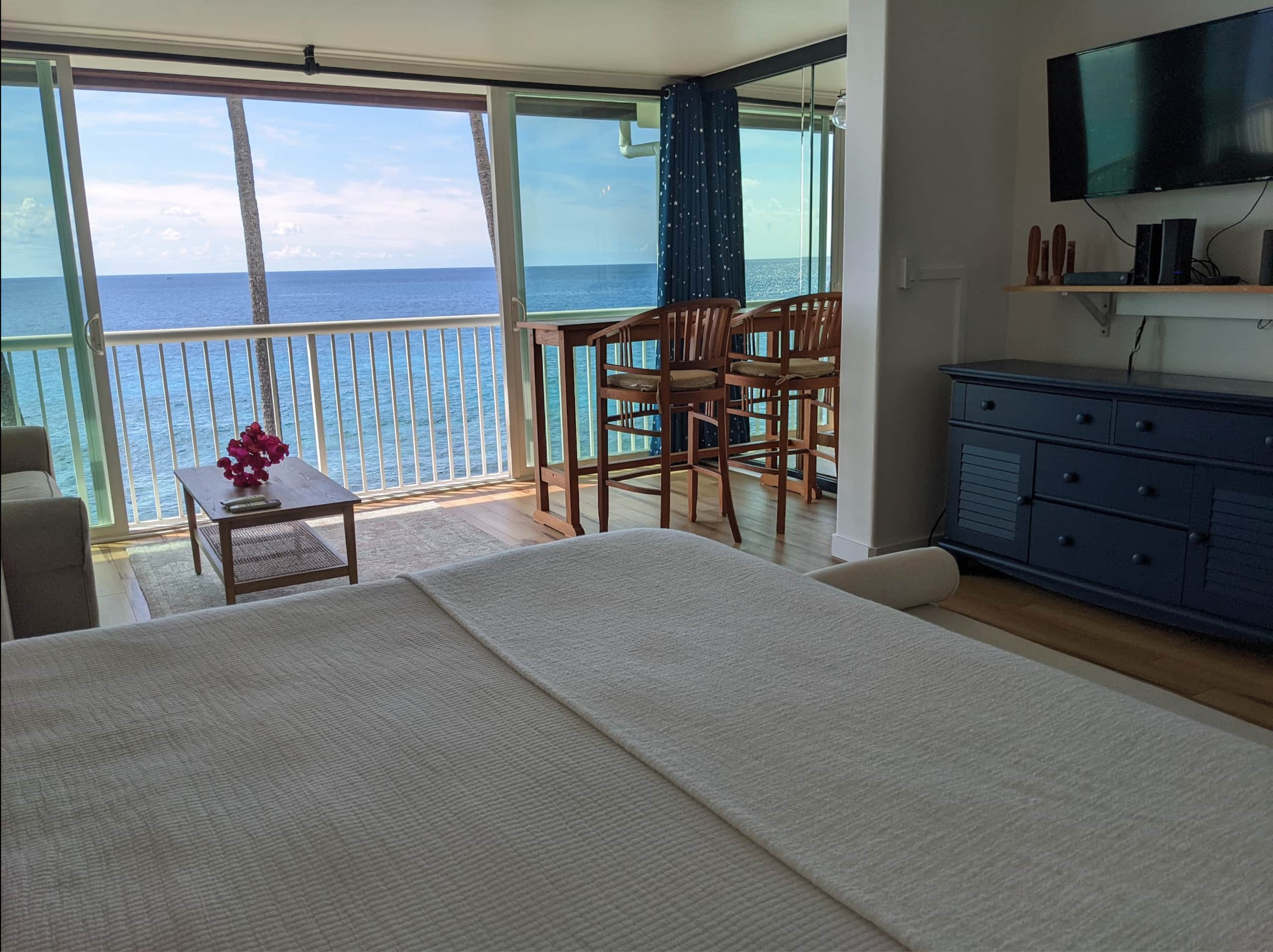 Condo in Kailua-Kona · ★4.98 · Studio · 2 beds · 1 bath - Image 1
