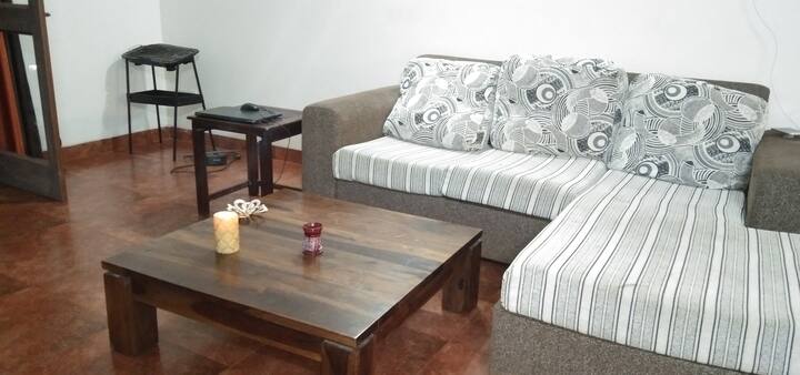 Living room image 2