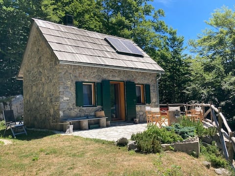Chalet on Velebit overlooking the sea