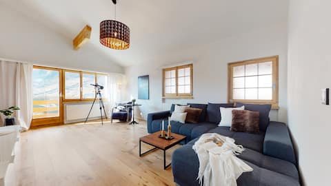 Modern beautiful 6.5 room apartment with a view