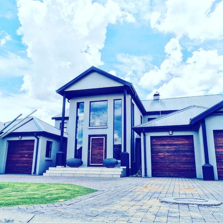 Parys Vacation Rentals & Homes Free State, South Africa Airbnb