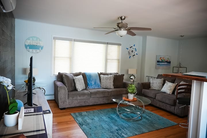 Upstairs living room area. 