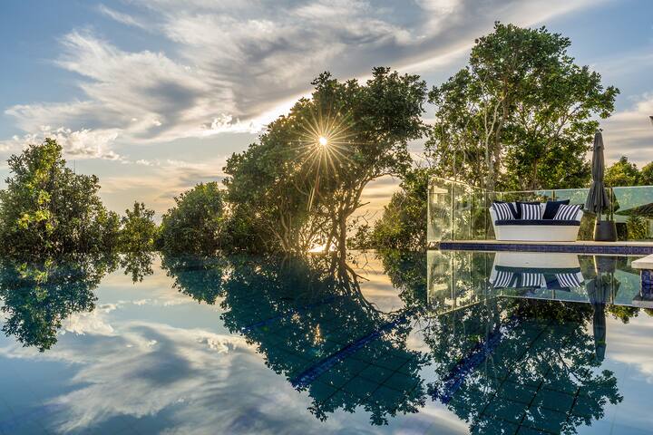 The Pool House – 3 bed 3 bath, ocean views, pool gallery image 2