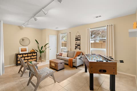 The Orchard House. Beautiful mountain views!