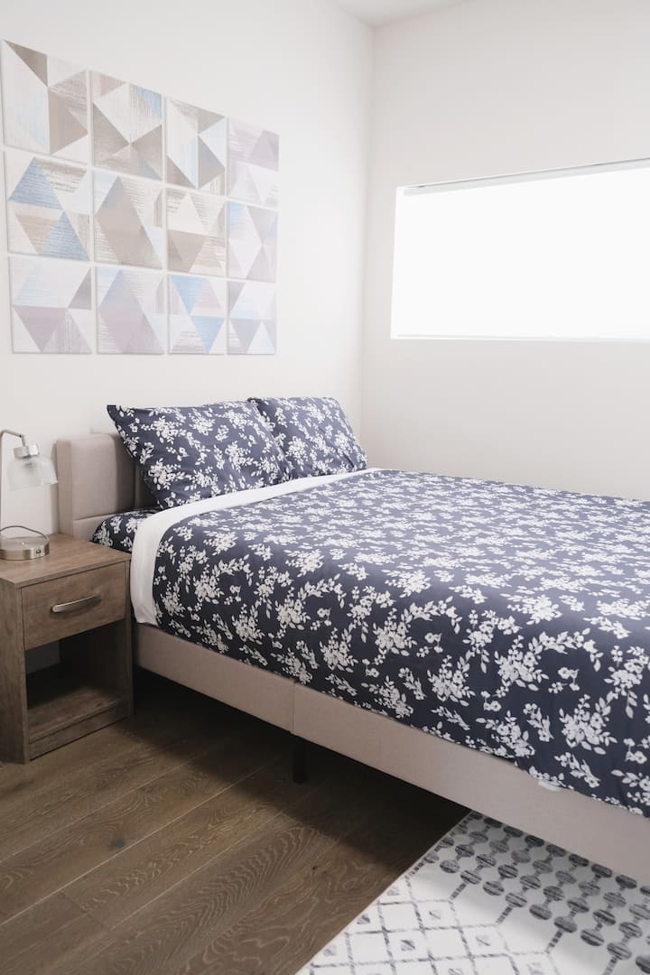 1er piso: dormitorio (cama queen)