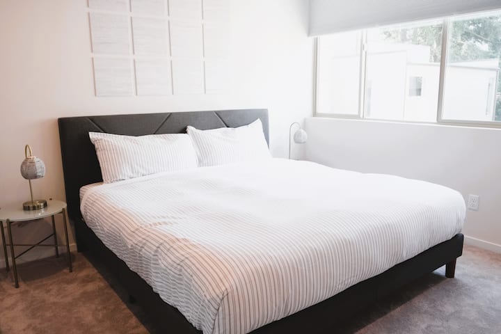 3rd Floor: Bedroom + Luego