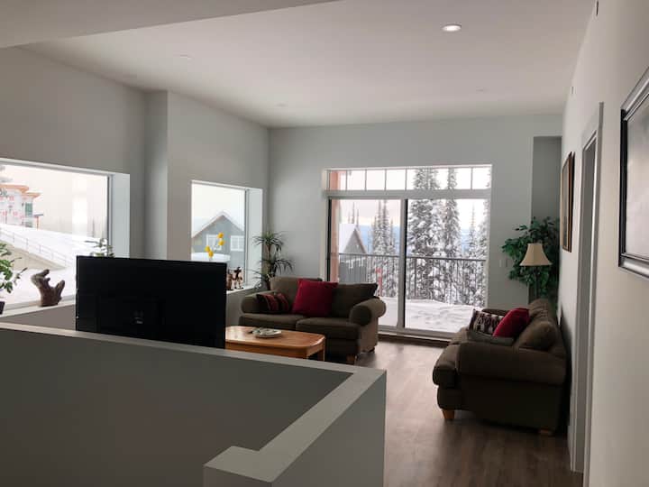 Vacation Home Silver Star Mt.  B.c. "The Ridge" - Armstrong