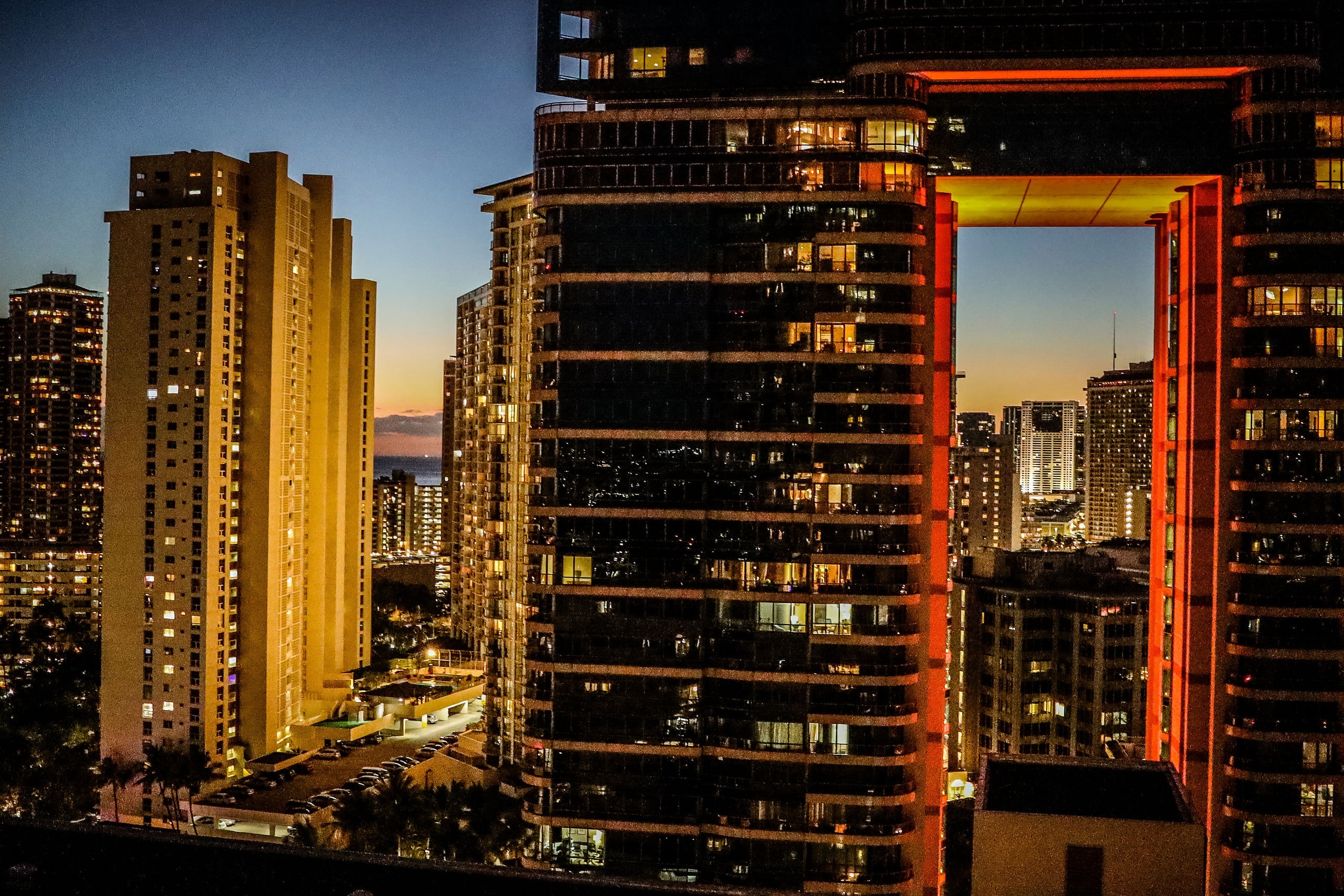 Condo in Honolulu · ★4.8 · 1 bedroom · 1 bed · 1 private bath - Image 24