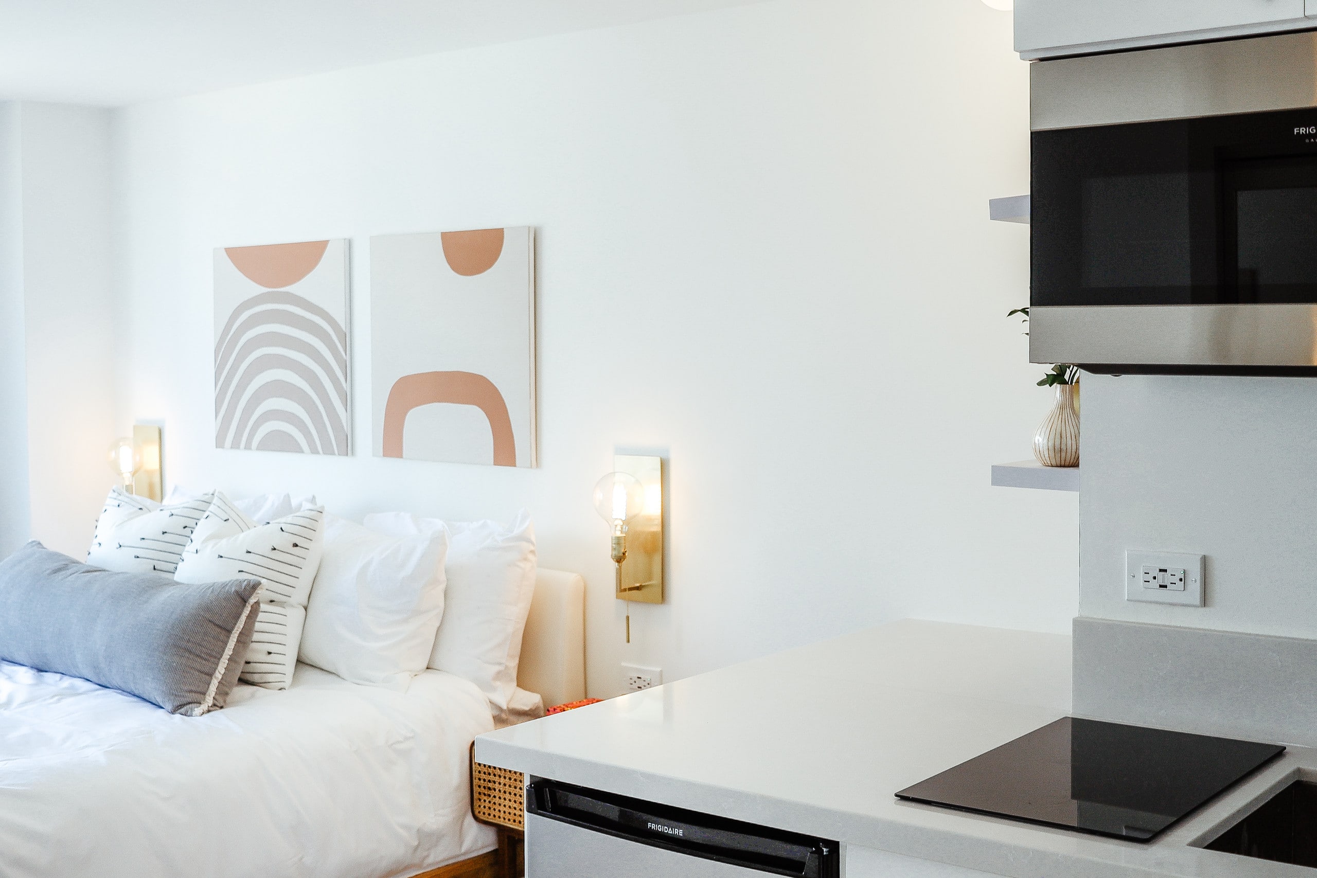 Condo in Honolulu · ★4.8 · 1 bedroom · 1 bed · 1 private bath - Image 25
