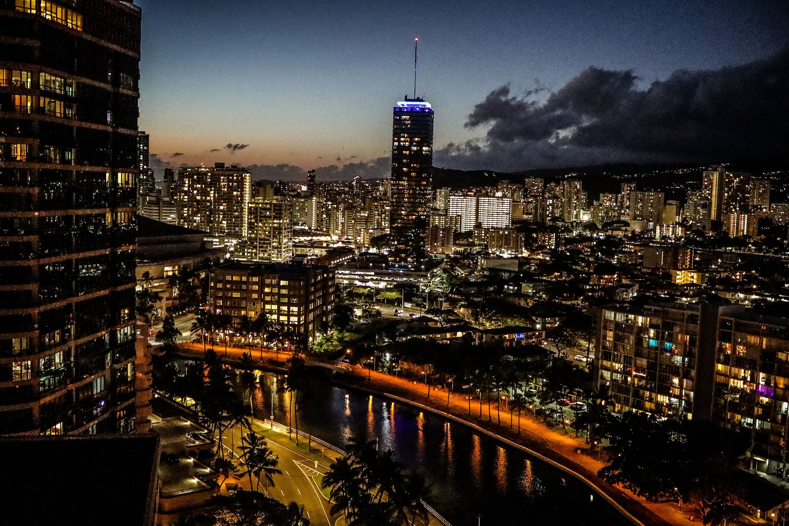 Condo in Honolulu · ★4.8 · 1 bedroom · 1 bed · 1 private bath - Image 7