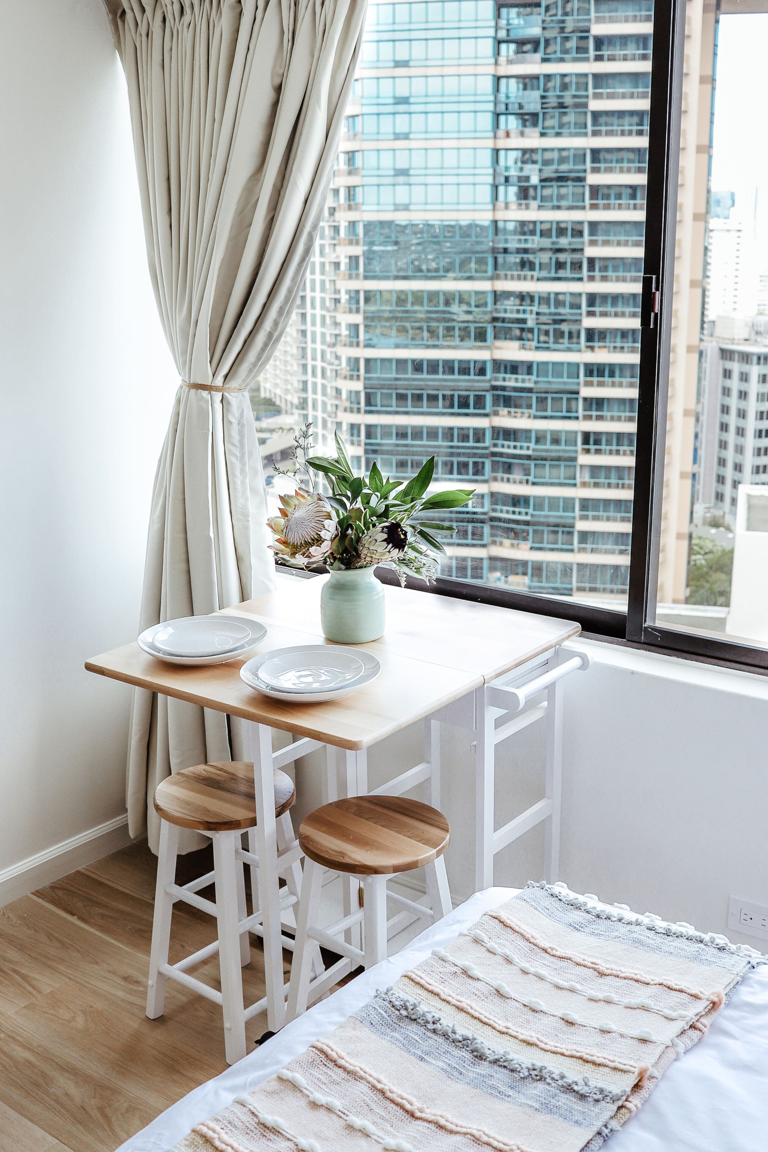 Condo in Honolulu · ★4.8 · 1 bedroom · 1 bed · 1 private bath - Image 5