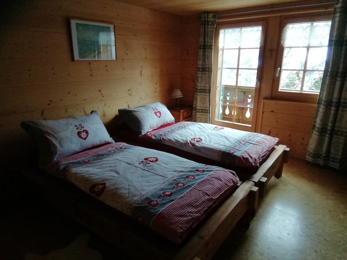 Portes du Soleil Vacation Rentals & Homes - Val-d'Illiez ...