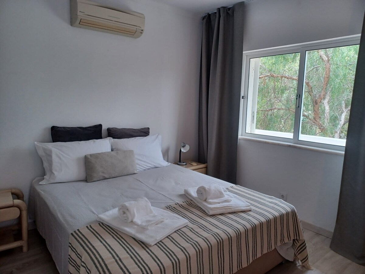 Quarto - първи етаж