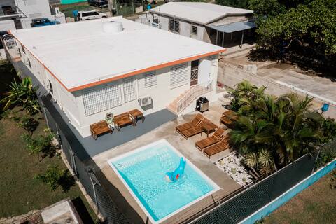 Spacious 4 br/2 ba in Esperanza with pool!