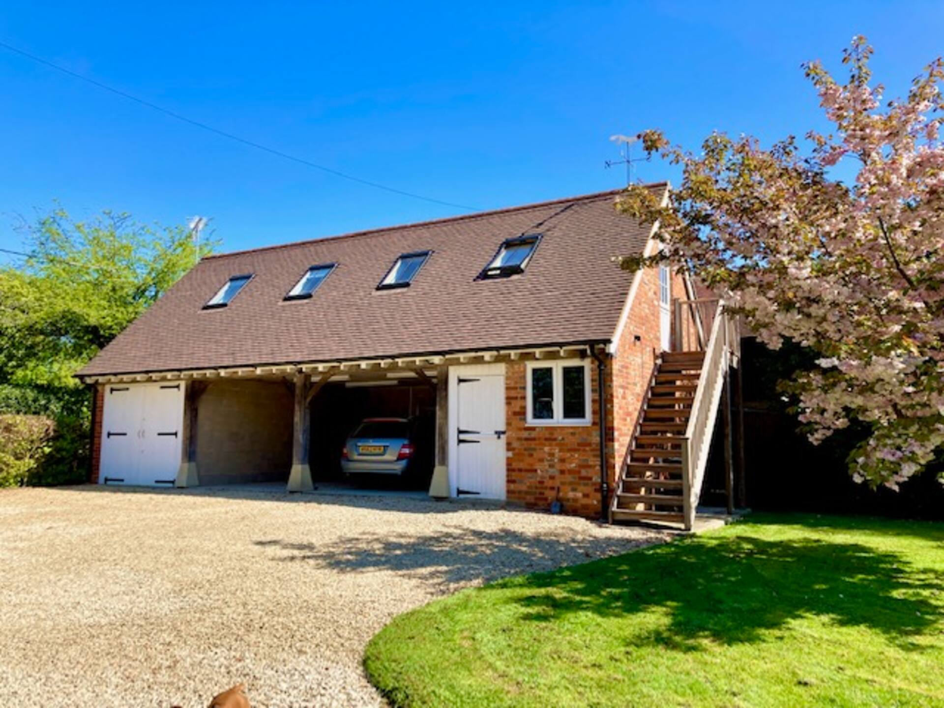 Idyllic retreat in rural West Berkshire village