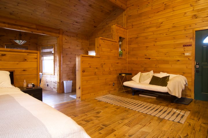 Cozy Shenandoah River Cabin (10min To Nat’l Park!) - Front Royal, VA