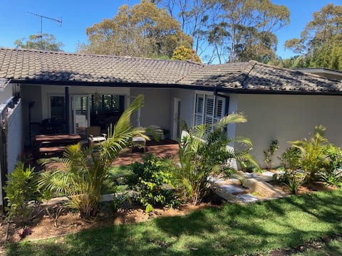 Renovated cottage in quiet peaceful part of Avalon